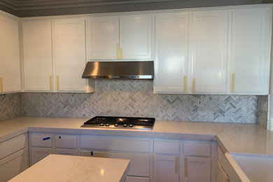 Kitchen photo in San Diego