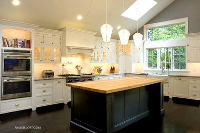 Design ideas for a traditional kitchen.