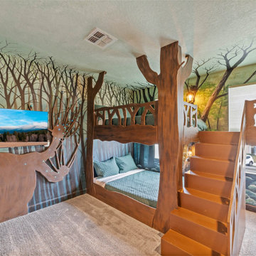 Penelope Loop - Decorating Project