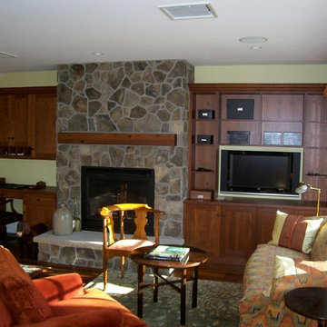 CUBBIES & BUILT-INS