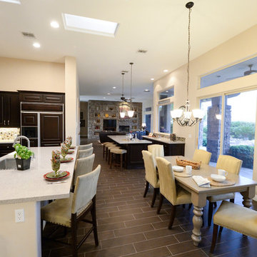 Country Club Residence