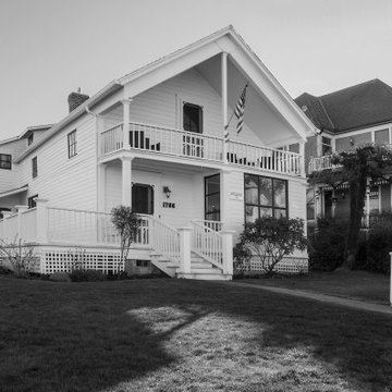 Steilacoom Charmer