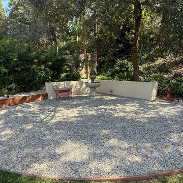 Gravel Garden with Decorative Fountain & Retaining Edge | Tranquil Backyard Corn