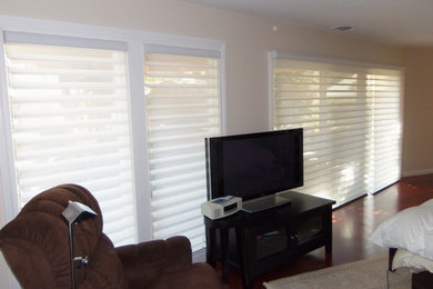 Example of a classic bedroom design in Sacramento