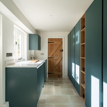 Modern Handleless Kitchen in Buckinghamshire