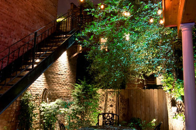Inspiration for a timeless patio remodel in Chicago