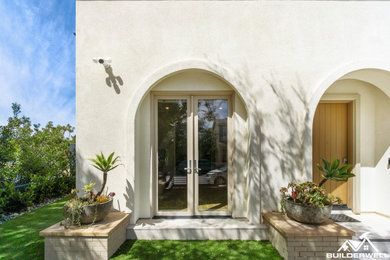 Minimalist exterior home photo in Orange County