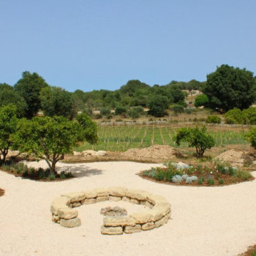 LLUBI GARDEN