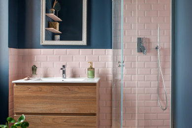 Bathroom - bathroom idea in Milan