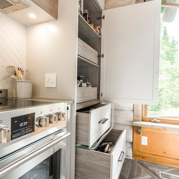 MONT-TREMBLANT KITCHEN