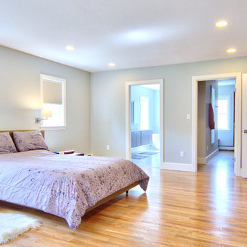 A Calming Master Bath