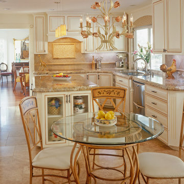 Custom Kitchen Cabinets
