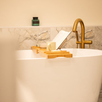 Elegant Oasis: A Luxurious Ensuite Bathroom Remodel