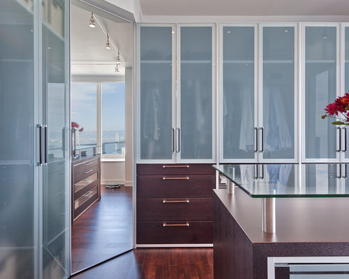 Frosted Glass Closet Doors Houzz   906177e5003448e2 2063 W500 H400 B0 P0  Contemporary Closet 