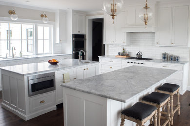 Example of a kitchen design in Seattle