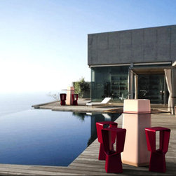 Qui est Paul? - Outdoor Benches