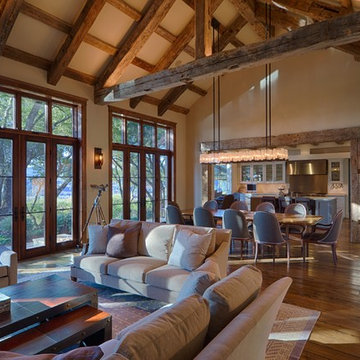 Tuscan Hillside Home and Barn - Encore