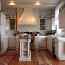 KITCHEN WITH SAME LAYOUT AS OURS