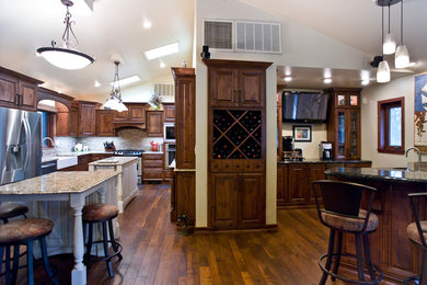 Kitchen photo in Other