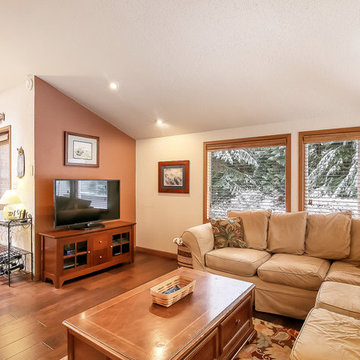 Woodinville - Lake Tuck Waterfront Home for sale