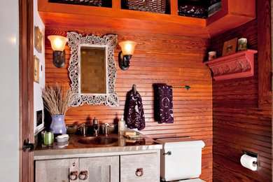 Bathroom - bathroom idea in New York