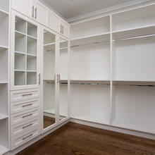 47 Walk-in Closet