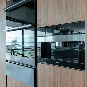 EDMONDS KITCHEN