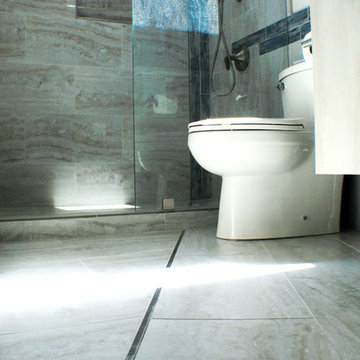 Twin Baths with individual identities
