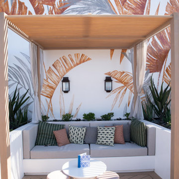 Celebrity Beyond Sunset Bar - US