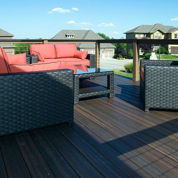 Lester - Envision composite deck in Kansas City