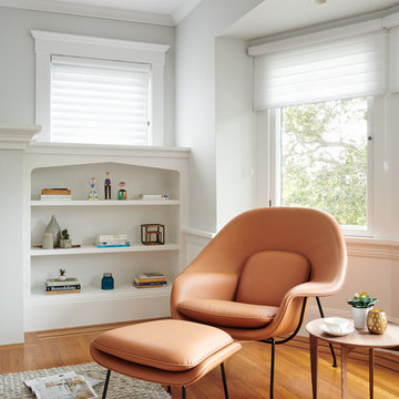Living Room Womb chair and side table