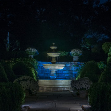 Landscape Lighting Adds Outdoor Magic to Stately Ohio Home