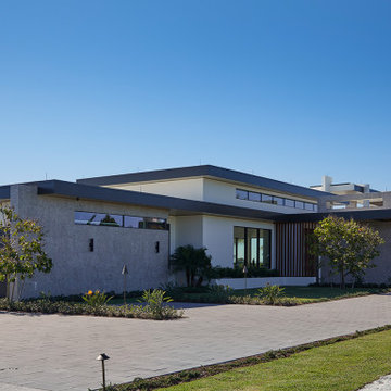 Modern Stables / horse barn