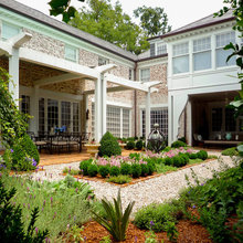 Manor House Courtyard Garden
