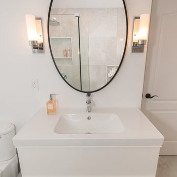 Tapestry lane master washroom