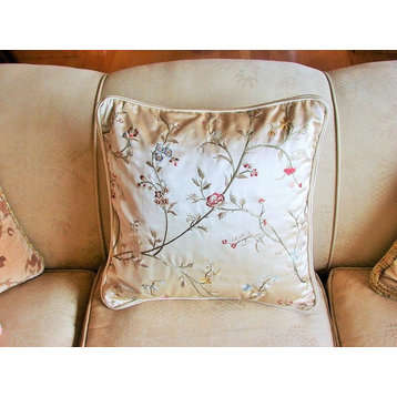 Gardena Silk Pillow