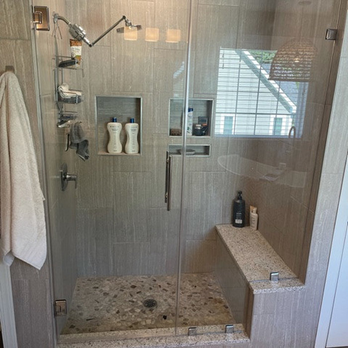 Example of a bathroom design in Other