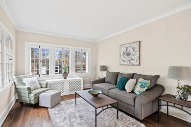 Elegant living room photo in Cleveland