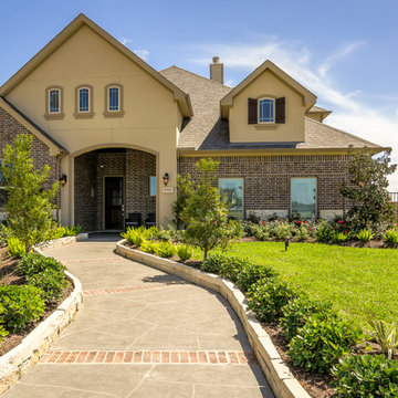 Houston, Texas | Lago Mar - Classic Yale Exterior