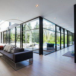 Bigfoot Door fenestration - Windows