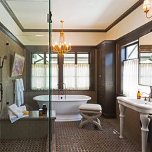 bathroom cabinet & tub
