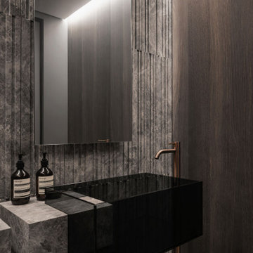 Triumph: eclectic style of stones & metals