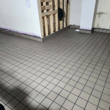 Commercial Kitchen Loading
