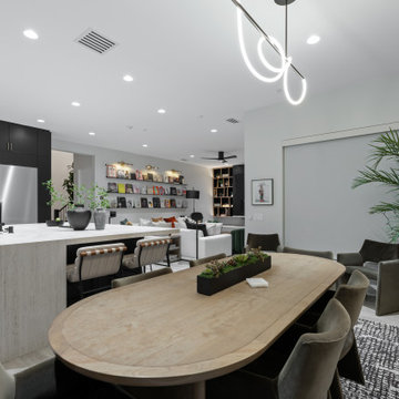 Innovative Design: Custom Entertainment & Fireplace Feature