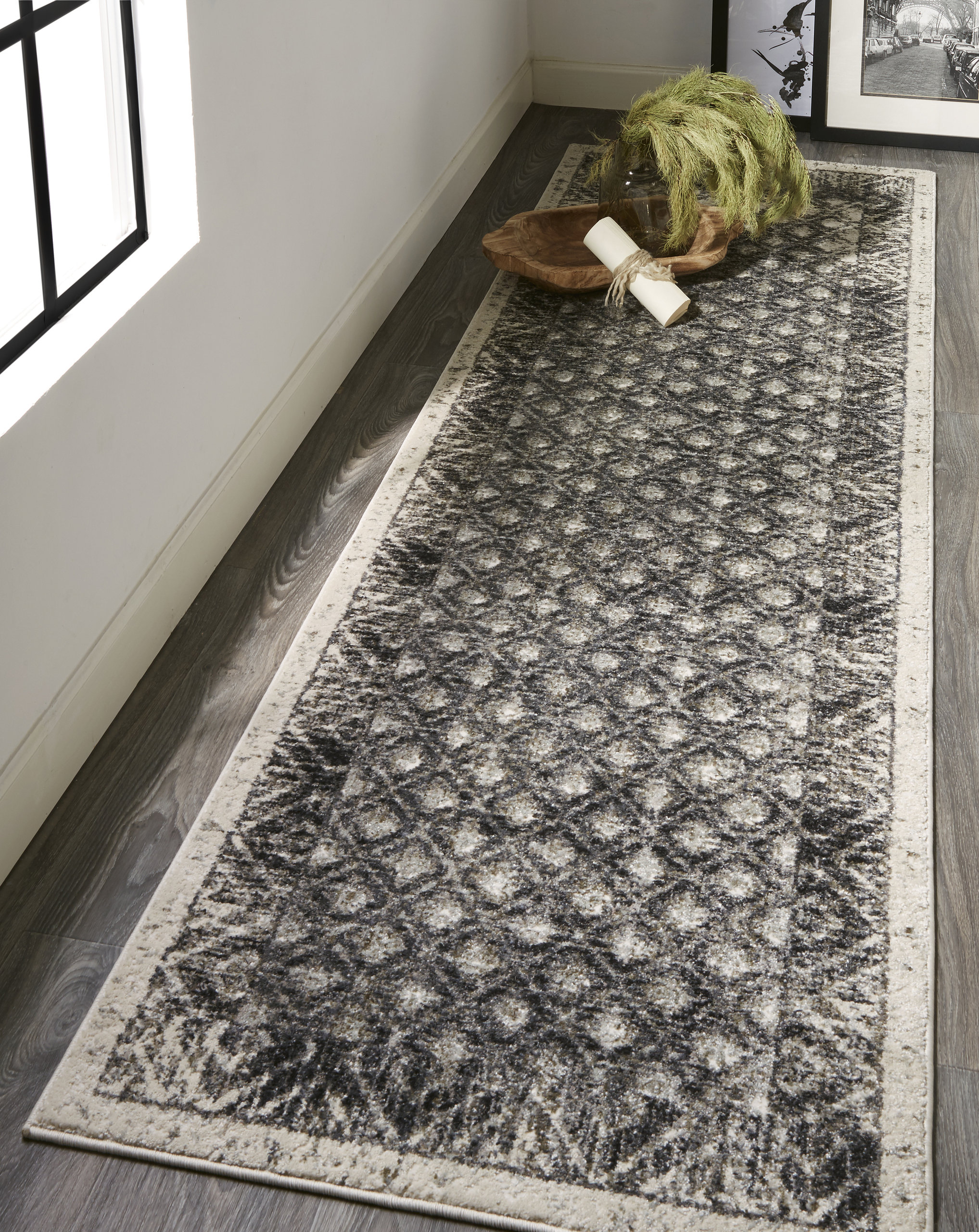 Feizy 3875FGRY Kano Machine Made Black / Ivory Area Rugs, 2'-7