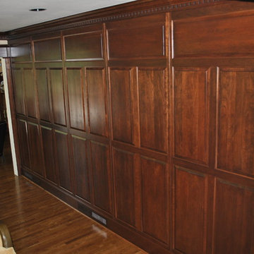 Luxurious Basement Bar