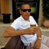 George Jones's photo