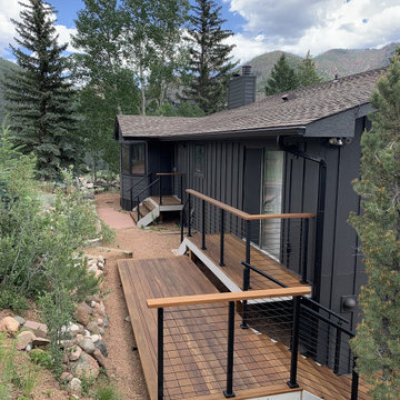 Cumaru Hardwood Deck with Custom Railing in Cascade