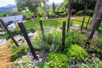 Design ideas for a contemporary garden in Nice.