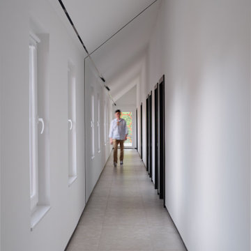 Contemporary Tennis Court Clubhouse
